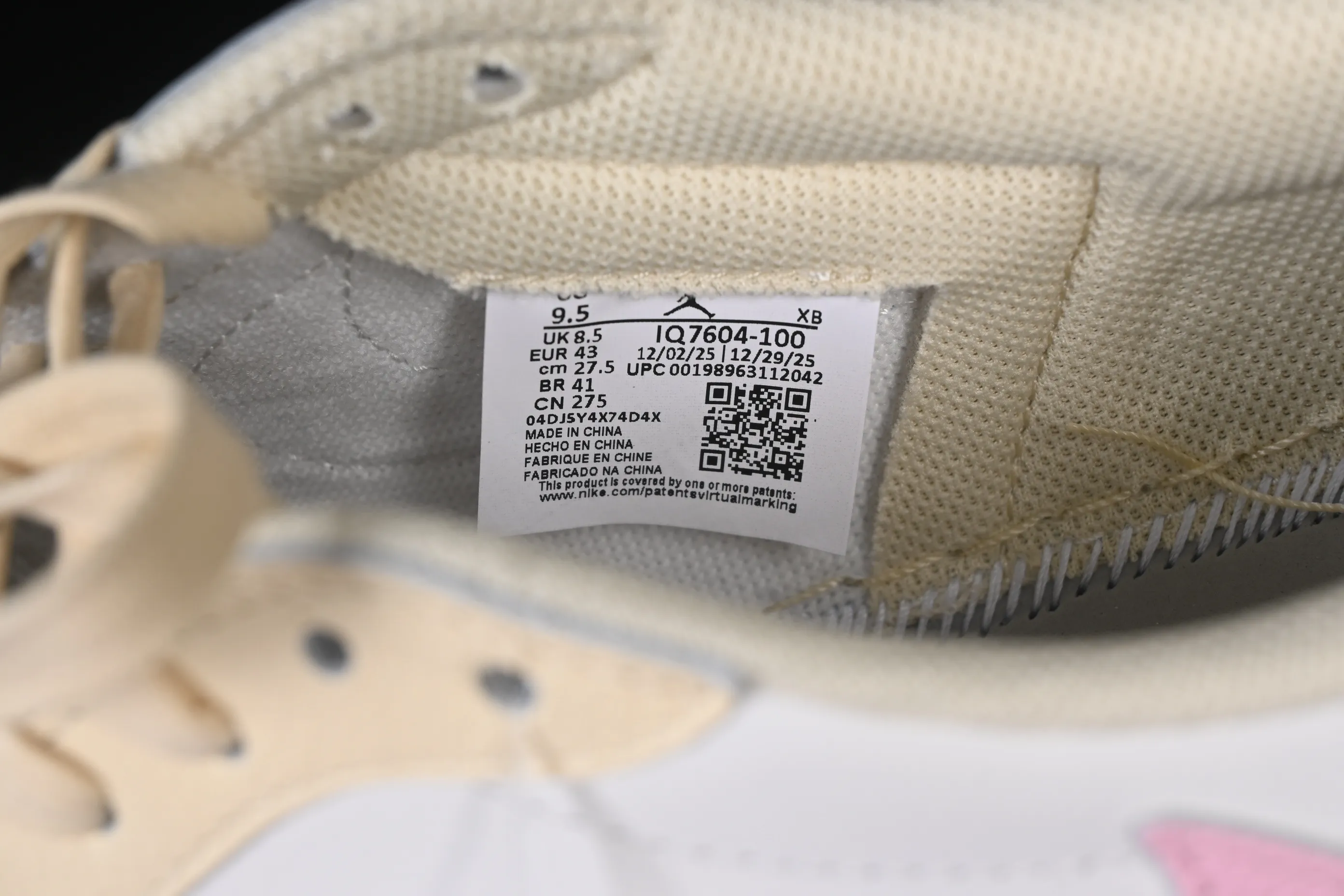 All Categories Air Jordan Jordan Series Basketball Shoes Air Jordan 1 Low Foreign Trade Version Travis Scott x Air Jordan 1 Low OG AJ1 Joe 1 Joint Undercut IQ7604-100